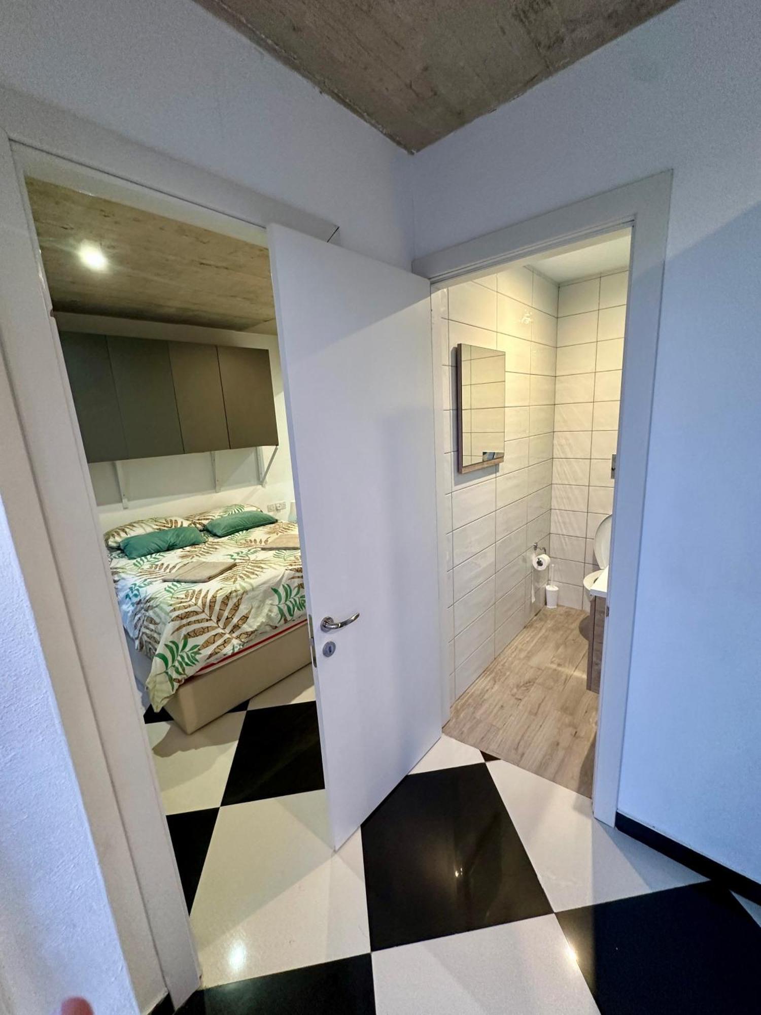 Paceville Sea View Penthouse With Jacuzzi! Saint Julian's Bagian luar foto