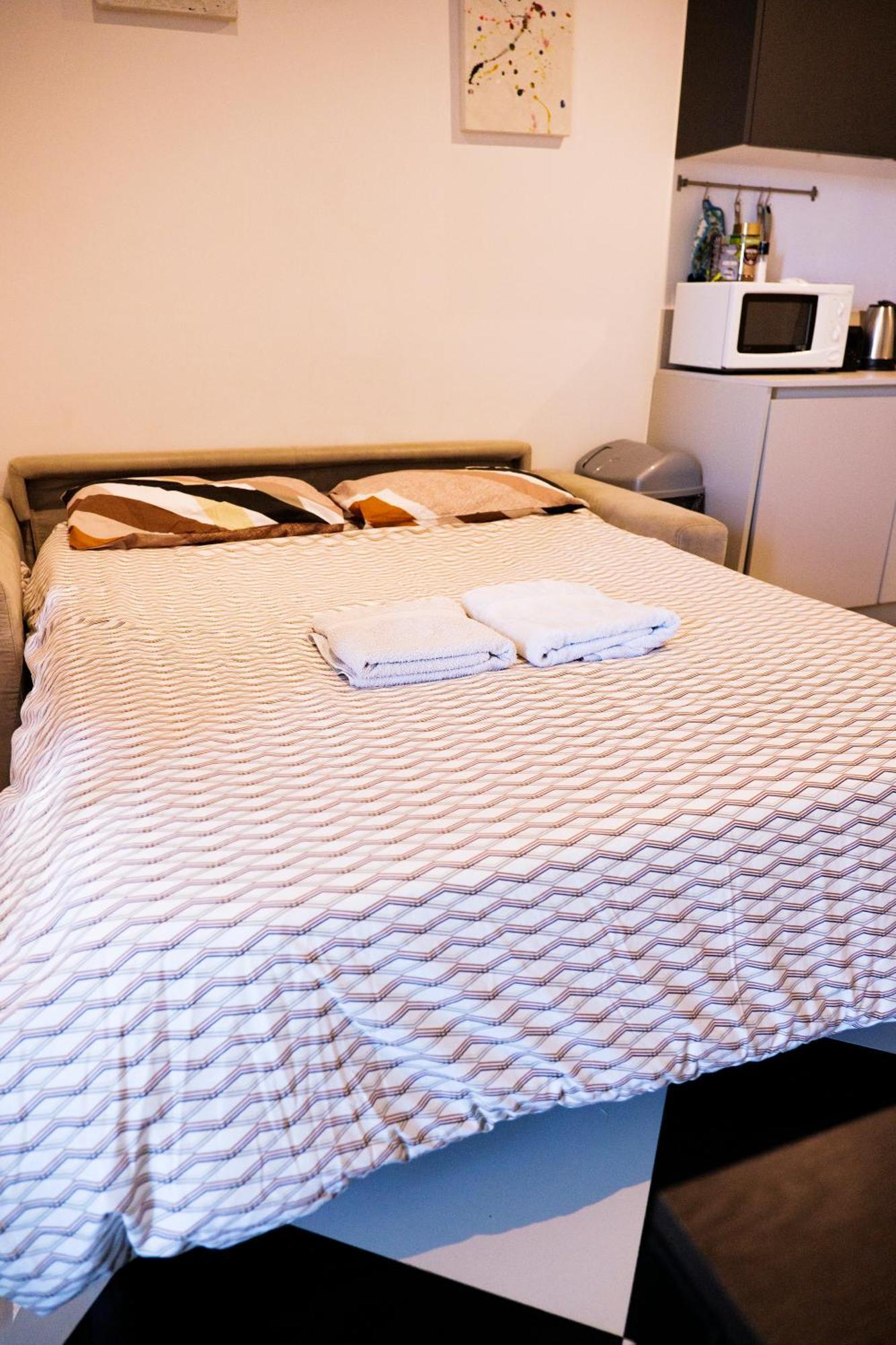Paceville Sea View Penthouse With Jacuzzi! Saint Julian's Bagian luar foto
